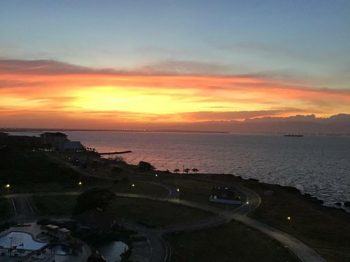1Br Oceanfront At Arterra, Fast Wifi, Nflix, Kitchen Villa Lapu-Lapu City Eksteriør billede
